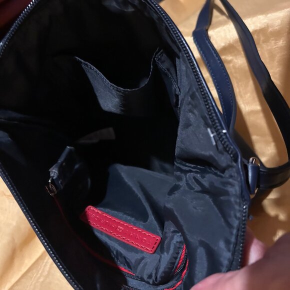 Tommy Hilfiger  messenger bag - Picture 3 of 6